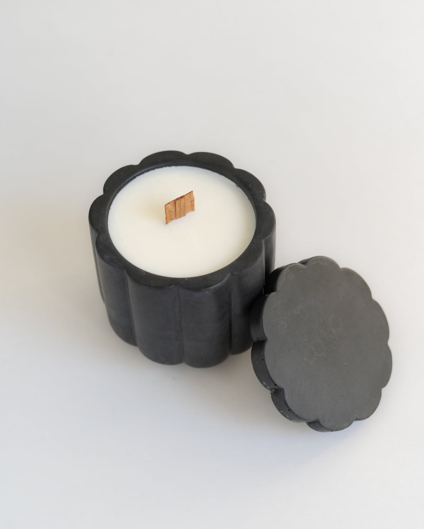 Decor-free Candle Refills