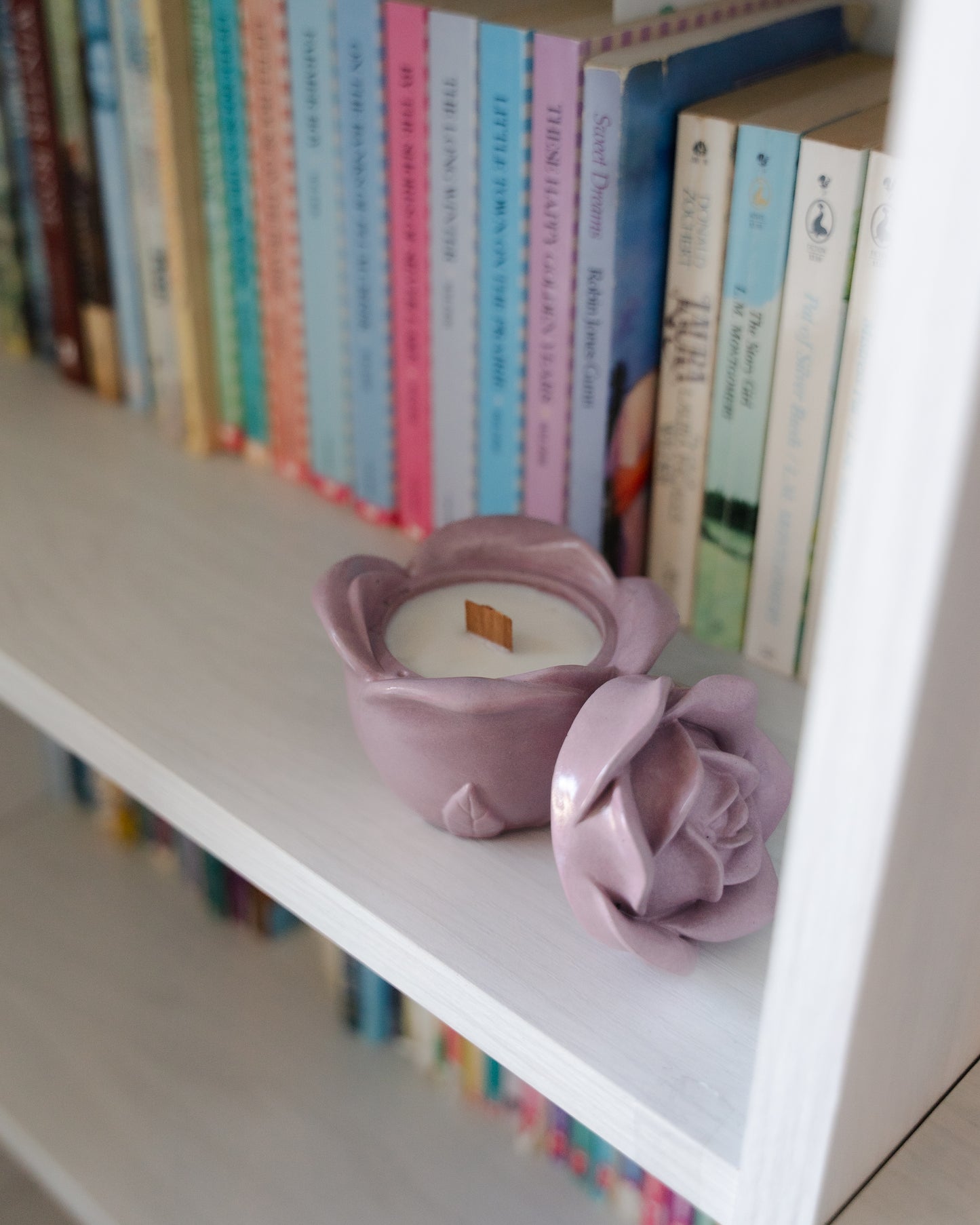 Tulip Candle