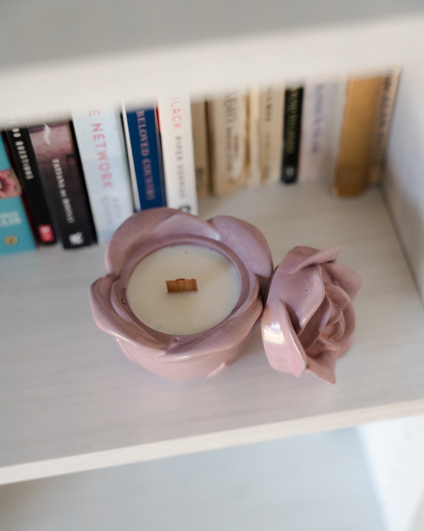 Tulip Candle